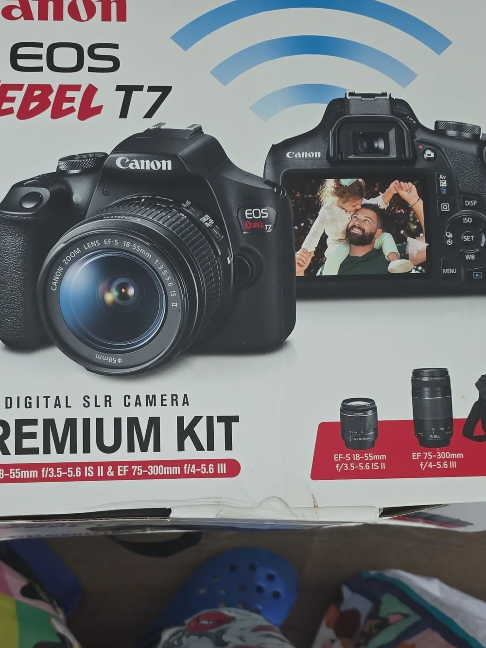 Canon EOS Rebel T7 DSLR Camera Kit in Black